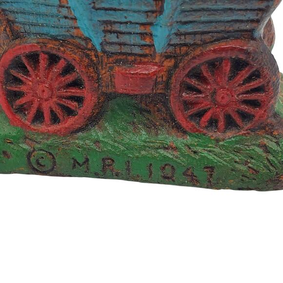 Covered Wagon Salt & Pepper Shakers Hand Painted Wood Ely Minnesota Souvenir - Picture 3 of 9